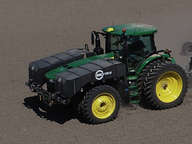 360 tractor tanks on tractor