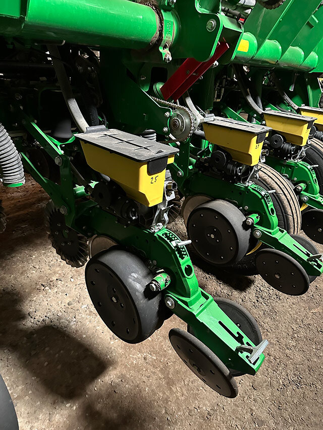 side view 1 of a row unit on the John Deere 17 95 N T planter
