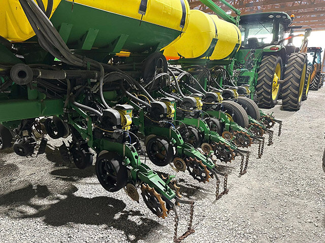 rear view 1 of a John Deere 17 70 N T planter