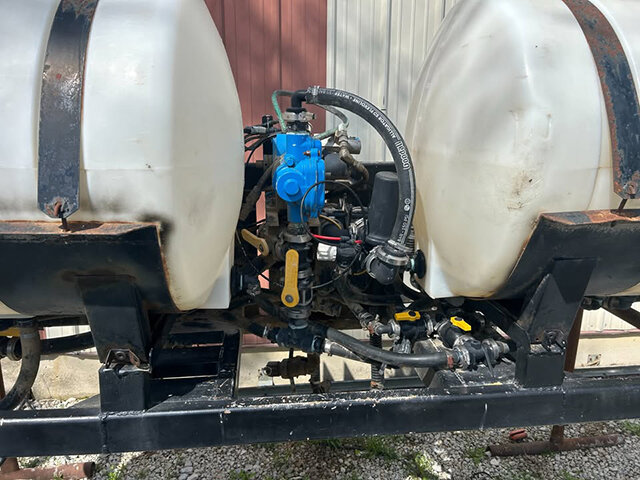 up close view of the 3 point 2 x 2 tanks